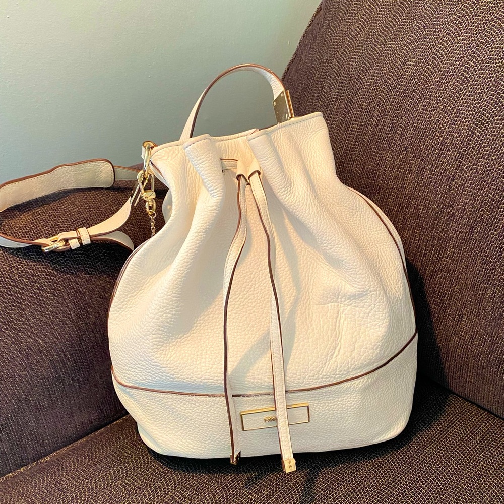 DKNY Luxurious Leather Handbag